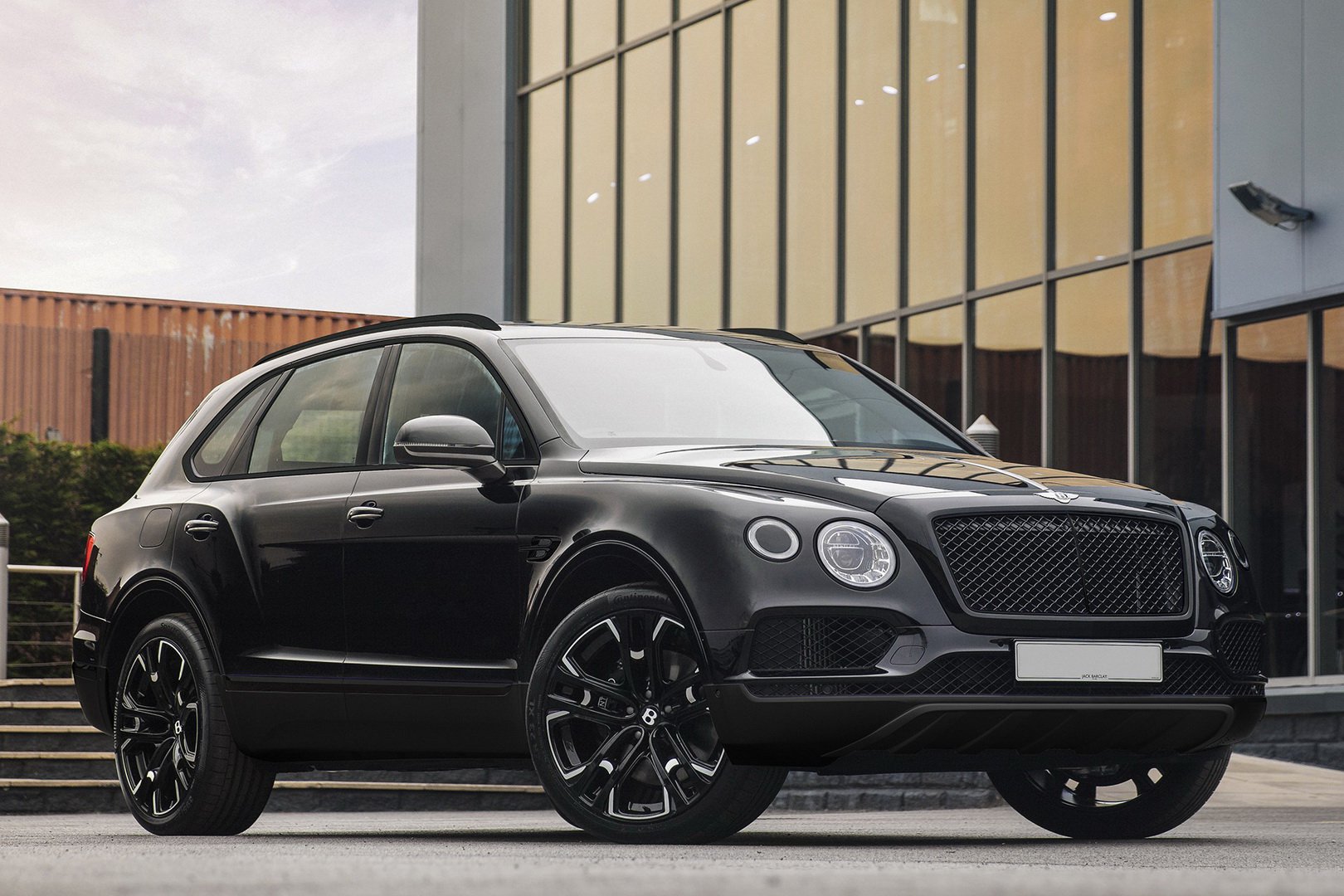 BENTLEY BENTAYGA CENTENARY EDITION: SURGE UMA NOVA CRIAÇÃO DA KAHN DESIGN, foto 1
