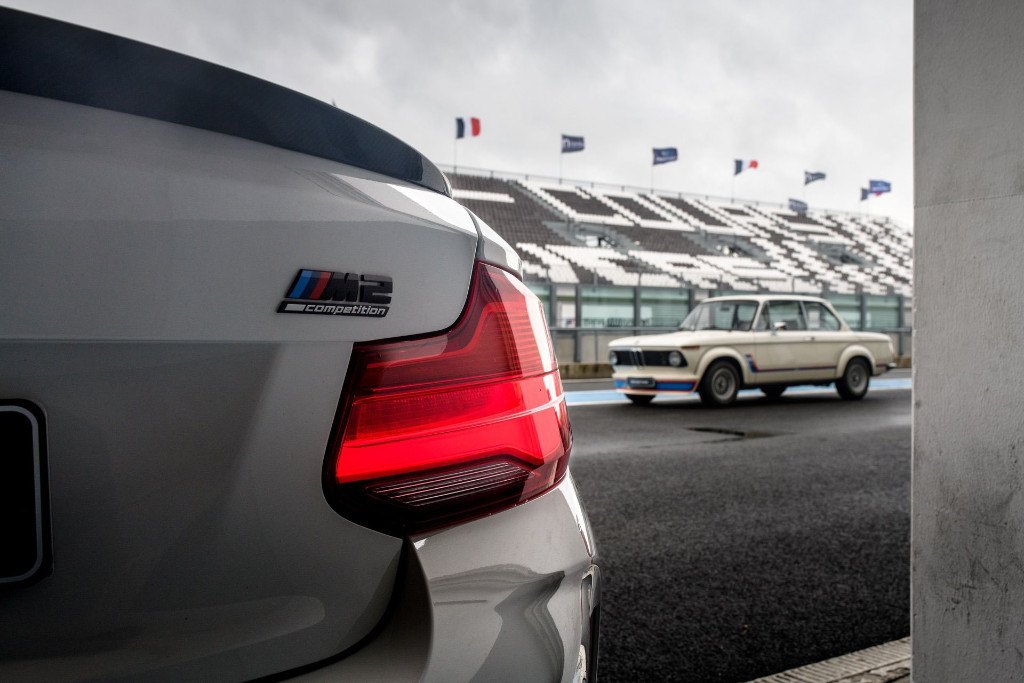 NOVO BMW M2 COMPETITION EDITION HÉRITAGE EXCLUSIVO PARA A FRANÇA, foto 7