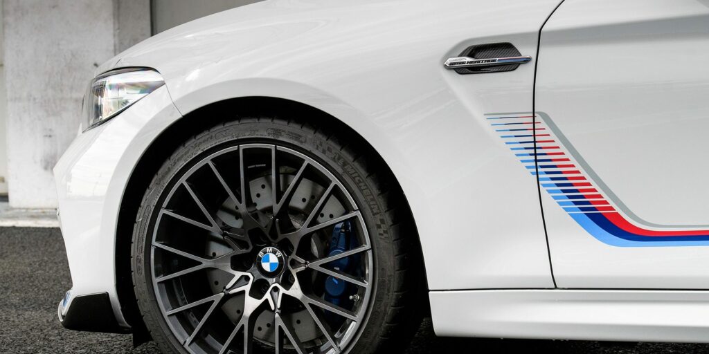 NOVO BMW M2 COMPETITION EDITION HÉRITAGE EXCLUSIVO PARA A FRANÇA, foto 11