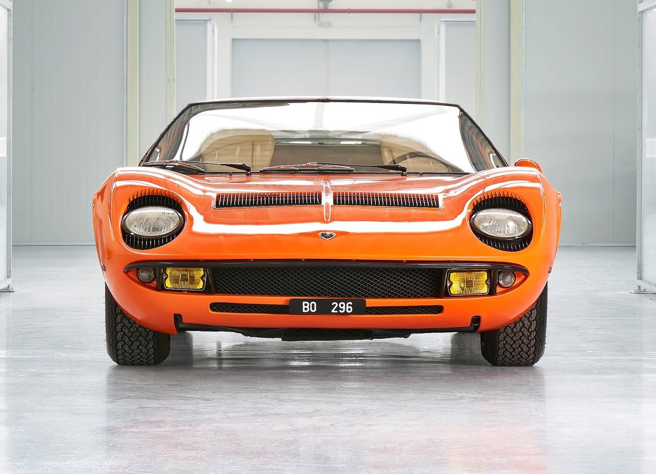 LAMBORGHINI POLO STORICO RESTAURA O MIURA P400 DO FILME ‘THE ITALIAN JOB’, foto 5