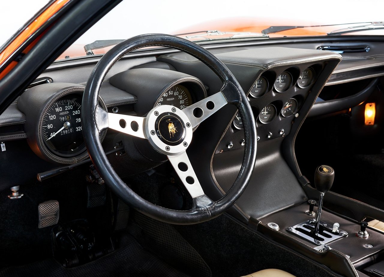 LAMBORGHINI POLO STORICO RESTAURA O MIURA P400 DO FILME ‘THE ITALIAN JOB’, foto 7
