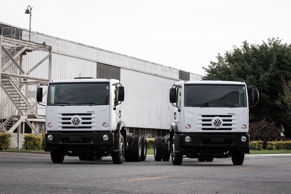 VOLKSWAGEN EXPANDE LINHA DE CAMINHÕES SEMIPESADOS, foto 1