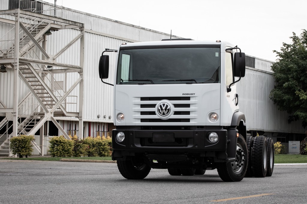 VOLKSWAGEN EXPANDE LINHA DE CAMINHÕES SEMIPESADOS, foto 3