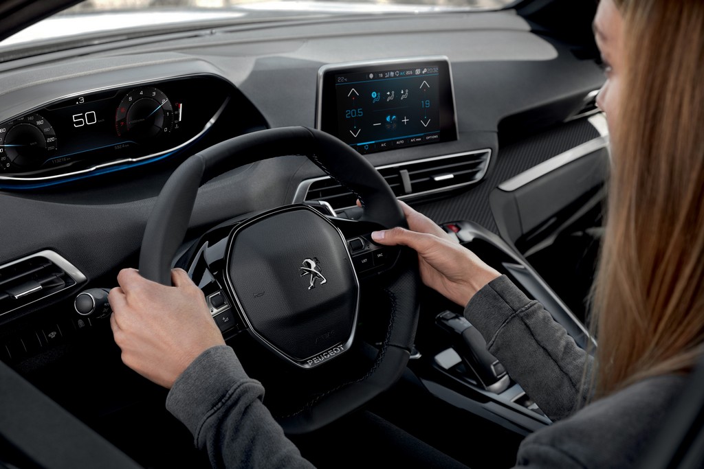 NOVO PEUGEOT 3008 ALLURE CHEGA PARA COMPLETAR A FAMÍLIA DE UTILITÁRIOS ESPORTIVOS DA MARCA, foto 7