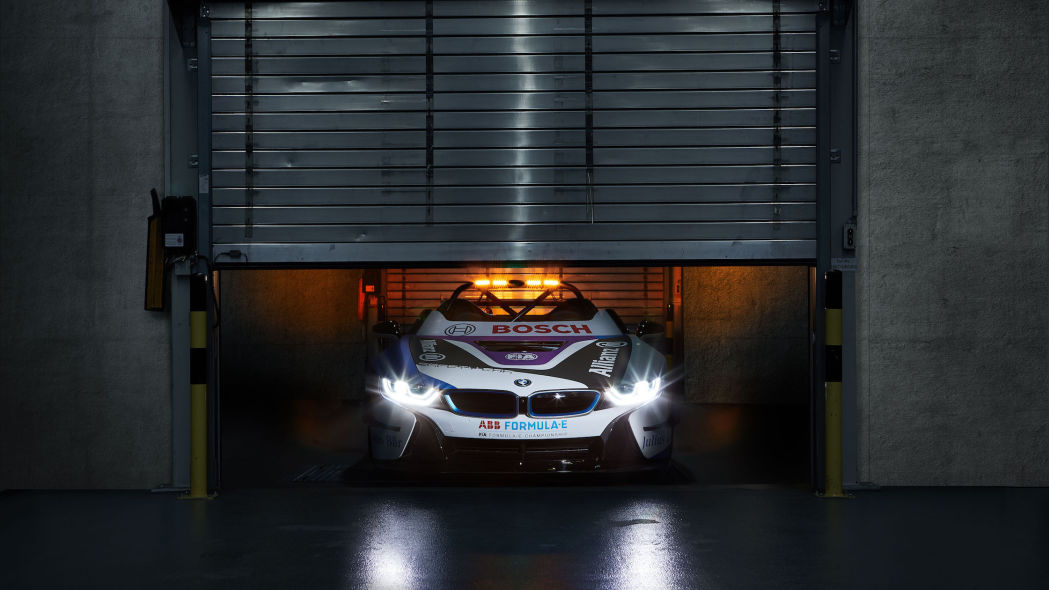 O BMW i8 ROADSTER TORNA-SE O ‘SAFETY CAR’ DA FÓRMULA E, foto 3