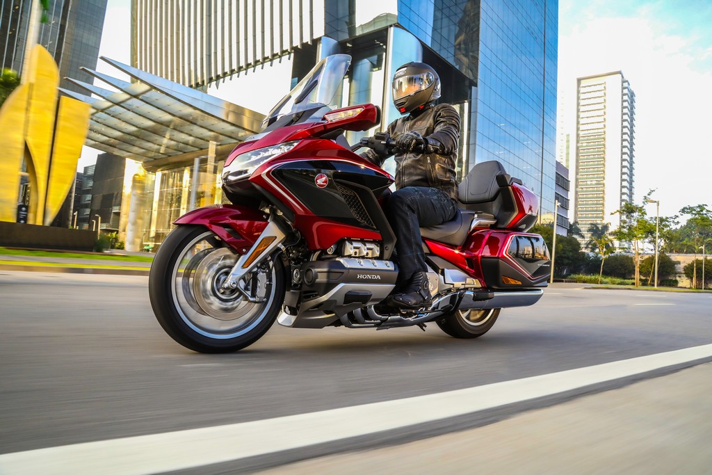 EM DUAS VERSÕES, NOVA GL 1800 GOLD WING JÁ ESTÁ DISPONÍVEL NA REDE DE CONCESSIONÁRIOS HONDA DREAM EM TODO O BRASIL, foto 1