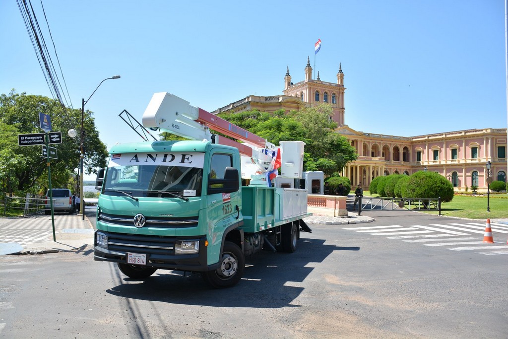 MISSÃO ELÉTRICA: 21 CAMINHÕES VOLKSWAGEN DESEMBARCAM NO PARAGUAI, foto 1