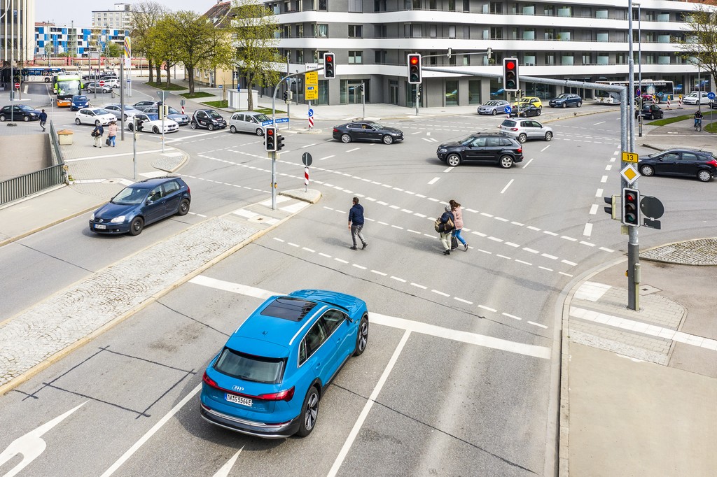 AUDI CONECTA EM REDE SEUS VEÍCULOS COM SEMÁFOROS NA EUROPA, foto 4