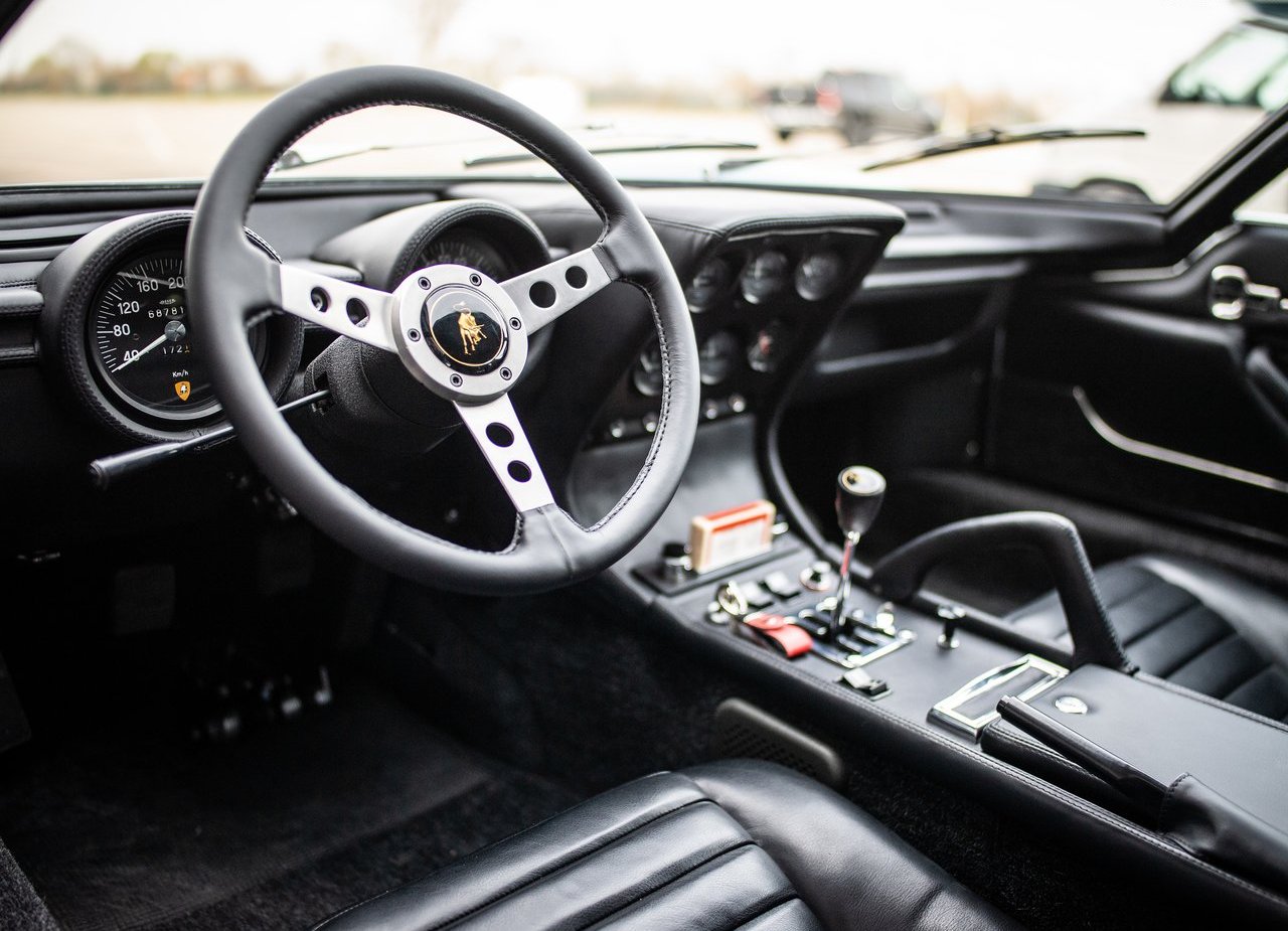 LAMBORGHINI POLO STORICO RESTAURA O LAMBORGHINI MIURA P400 S QUE PERTENCEU AO CANTOR ITALIANO LITTLE TONY, foto 9