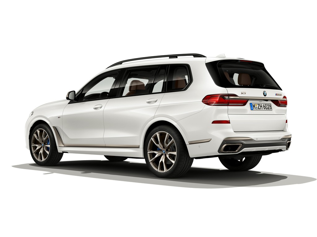 BMW APRESENTA OS NOVOS X5 M50i E X7 M50i DE 8 CILINDROS E 530 CV, foto 2
