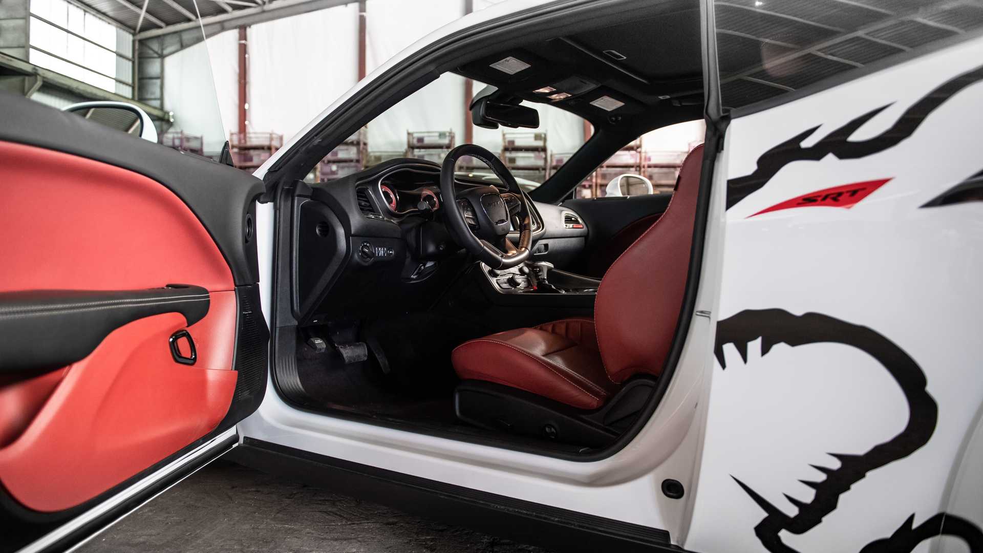 DODGE CHALLENGER SRT HELLCAT CERBERUS: UM NOVO PROGRAMA DA GEIGERCARS QUE CHEGA COM MAIS DE 900 CV, foto 8
