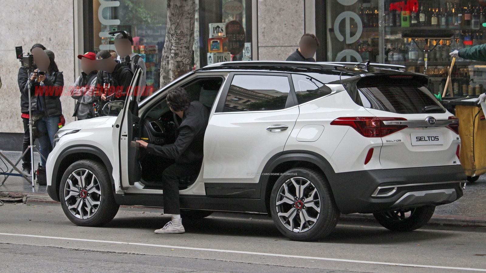 NOVO KIA SELTOS APARECE SEM CAMUFLAGEM PELA PRIMEIRA VEZ, foto 6