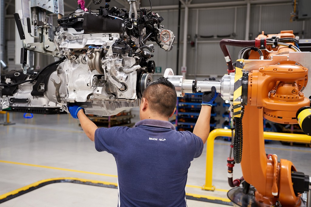 BMW INAUGURA SUA FÁBRICA EM SAN LUIS POTOSÍ, NO MÉXICO, foto 16