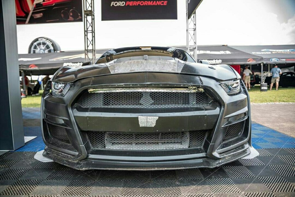 FORD MOSTRA UM DOS PROTÓTIPOS DE DESENVOLVIMENTO DO NOVO SHELBY GT500, foto 1