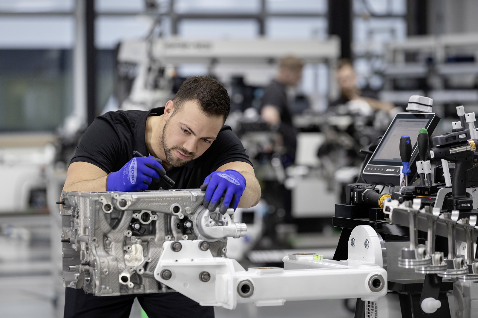 MERCEDES-AMG APRESENTA O MOTOR QUATRO CILINDROS DE PRODUÇÃO MAIS POTENTE DO MUNDO, foto 1