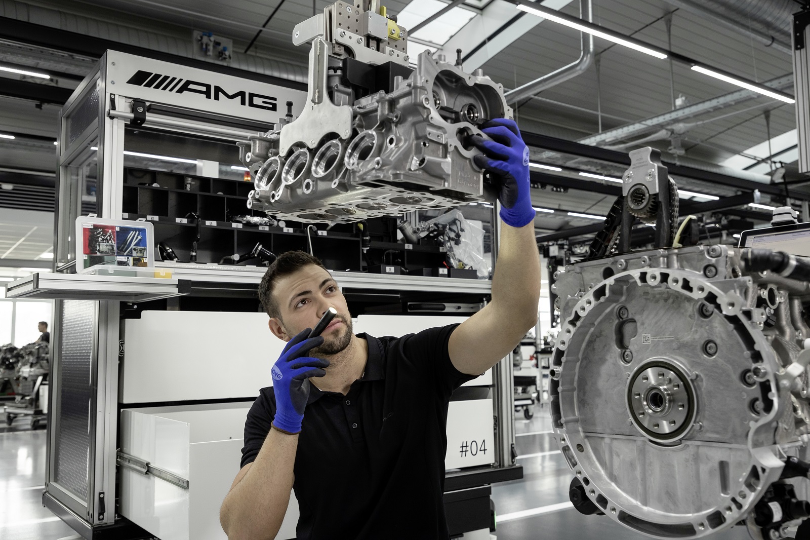MERCEDES-AMG APRESENTA O MOTOR QUATRO CILINDROS DE PRODUÇÃO MAIS POTENTE DO MUNDO, foto 2