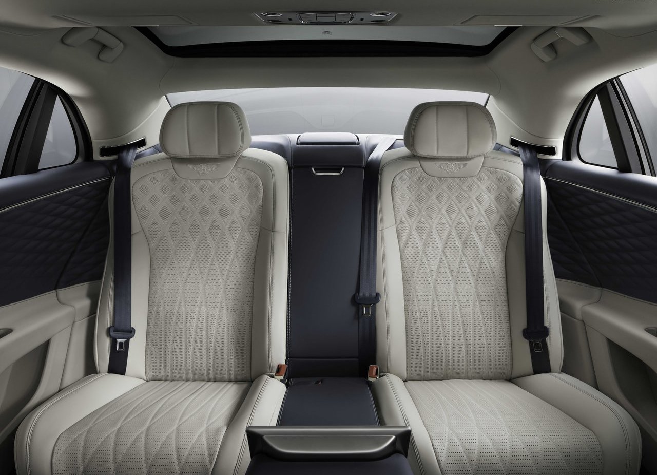 BENTLEY FLYING SPUR 2019: O MAIS LUXUOSO E TECNOLÓGICO MODELO JÁ FABRICADO PELA MARCA BRITÂNICA, foto 11