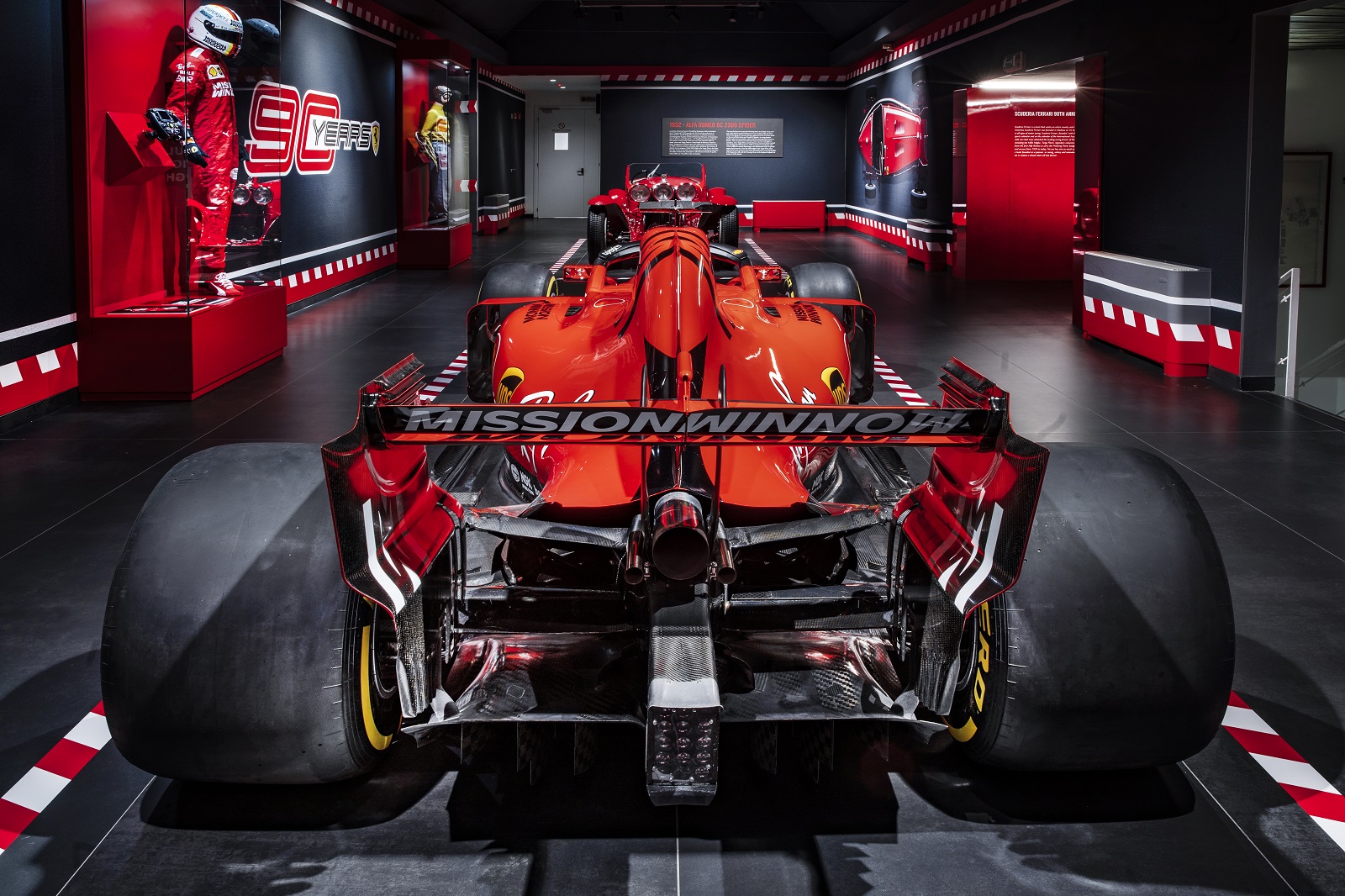 FERRARI CELEBRA OS 90 ANOS DA SCUDERIA COM UMA EXPOSIÇÃO ESPECIAL, foto 11