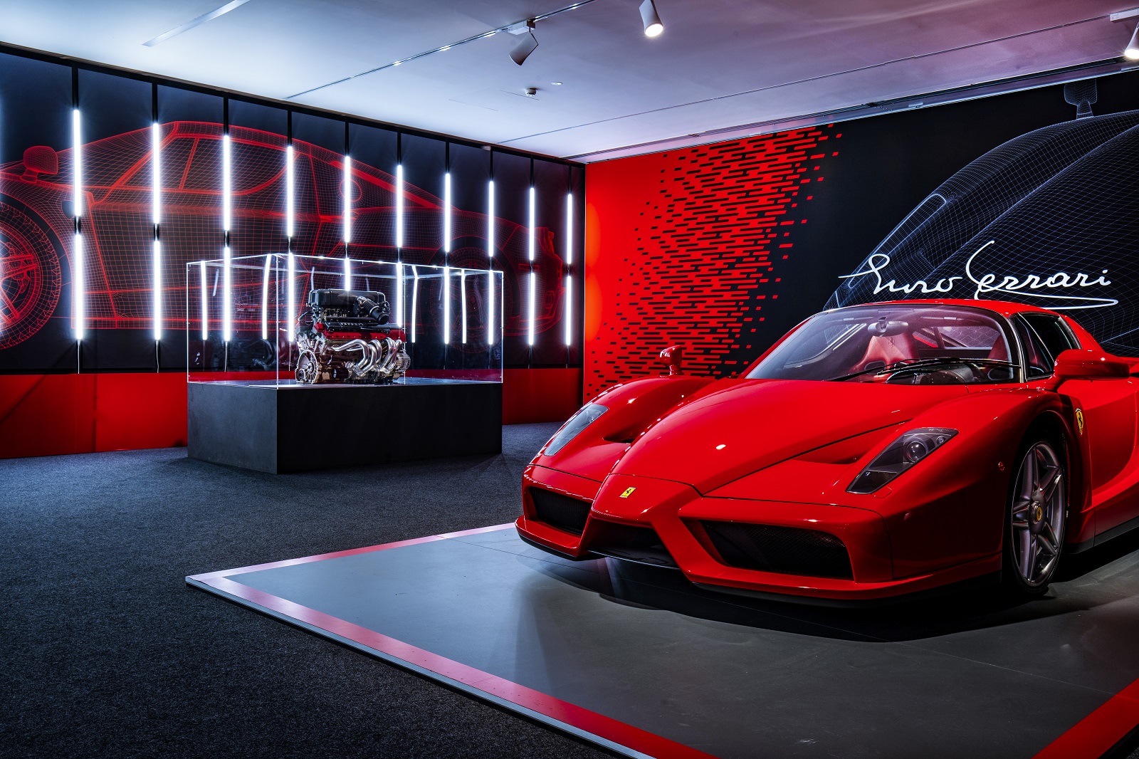 FERRARI CELEBRA OS 90 ANOS DA SCUDERIA COM UMA EXPOSIÇÃO ESPECIAL, foto 15