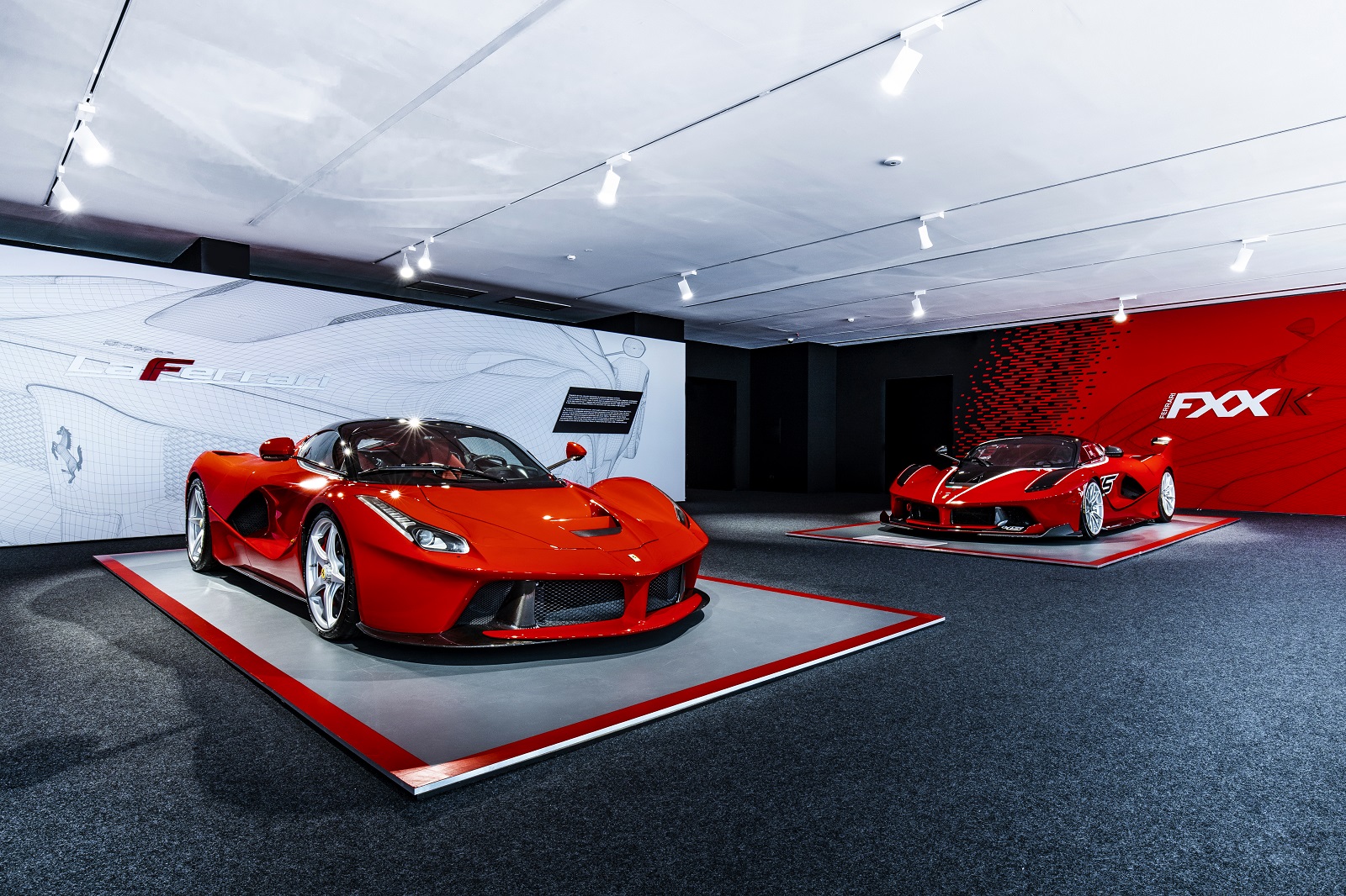 FERRARI CELEBRA OS 90 ANOS DA SCUDERIA COM UMA EXPOSIÇÃO ESPECIAL, foto 19