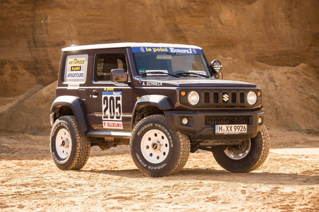 DELTA 4X4 PRESTA UM TRIBUTO AO PRIMEIRO SUZUKI JIMNY QUE COMPETIU NO PARIS-DAKAR, foto 7