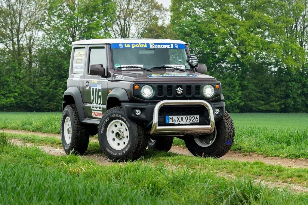 DELTA 4X4 PRESTA UM TRIBUTO AO PRIMEIRO SUZUKI JIMNY QUE COMPETIU NO PARIS-DAKAR, foto 12
