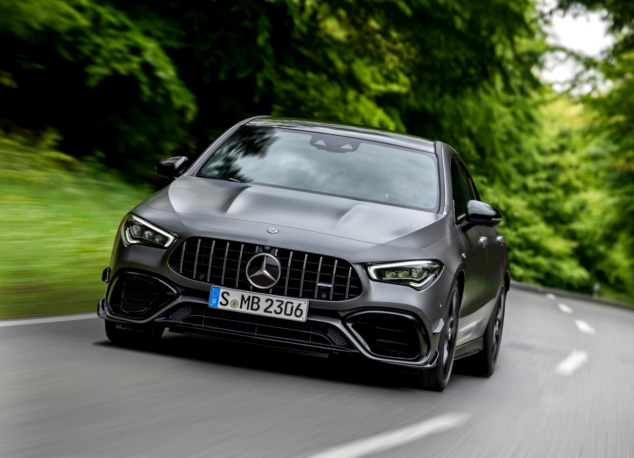 NOVO MERCEDES-AMG CLA 45 OFERECE EMOÇÕES FORTES, foto 8