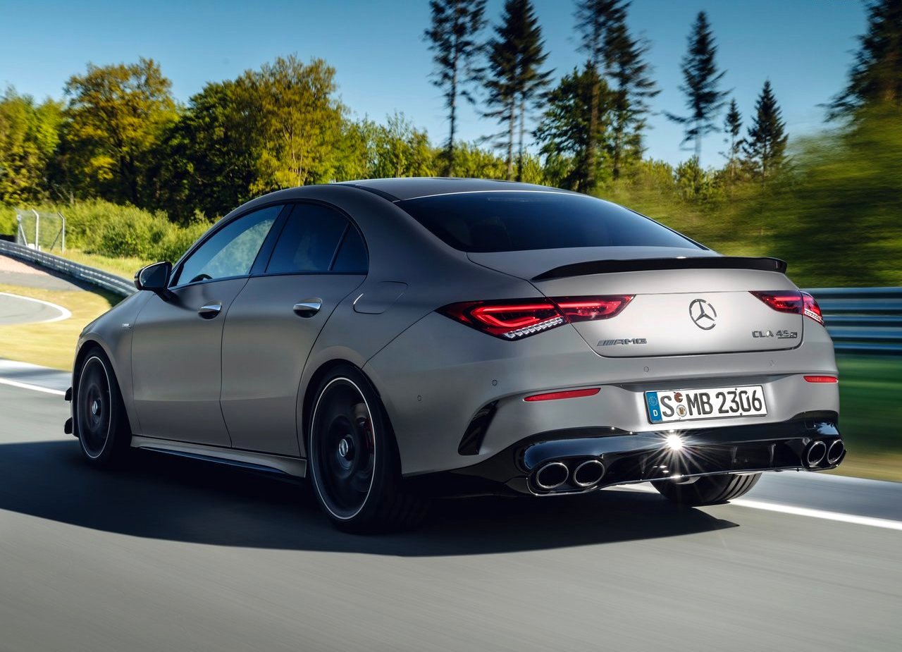 NOVO MERCEDES-AMG CLA 45 OFERECE EMOÇÕES FORTES, foto 16