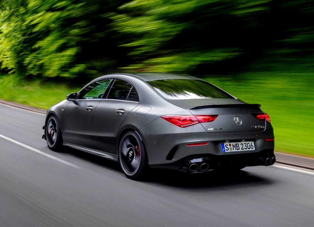 NOVO MERCEDES-AMG CLA 45 OFERECE EMOÇÕES FORTES, foto 18