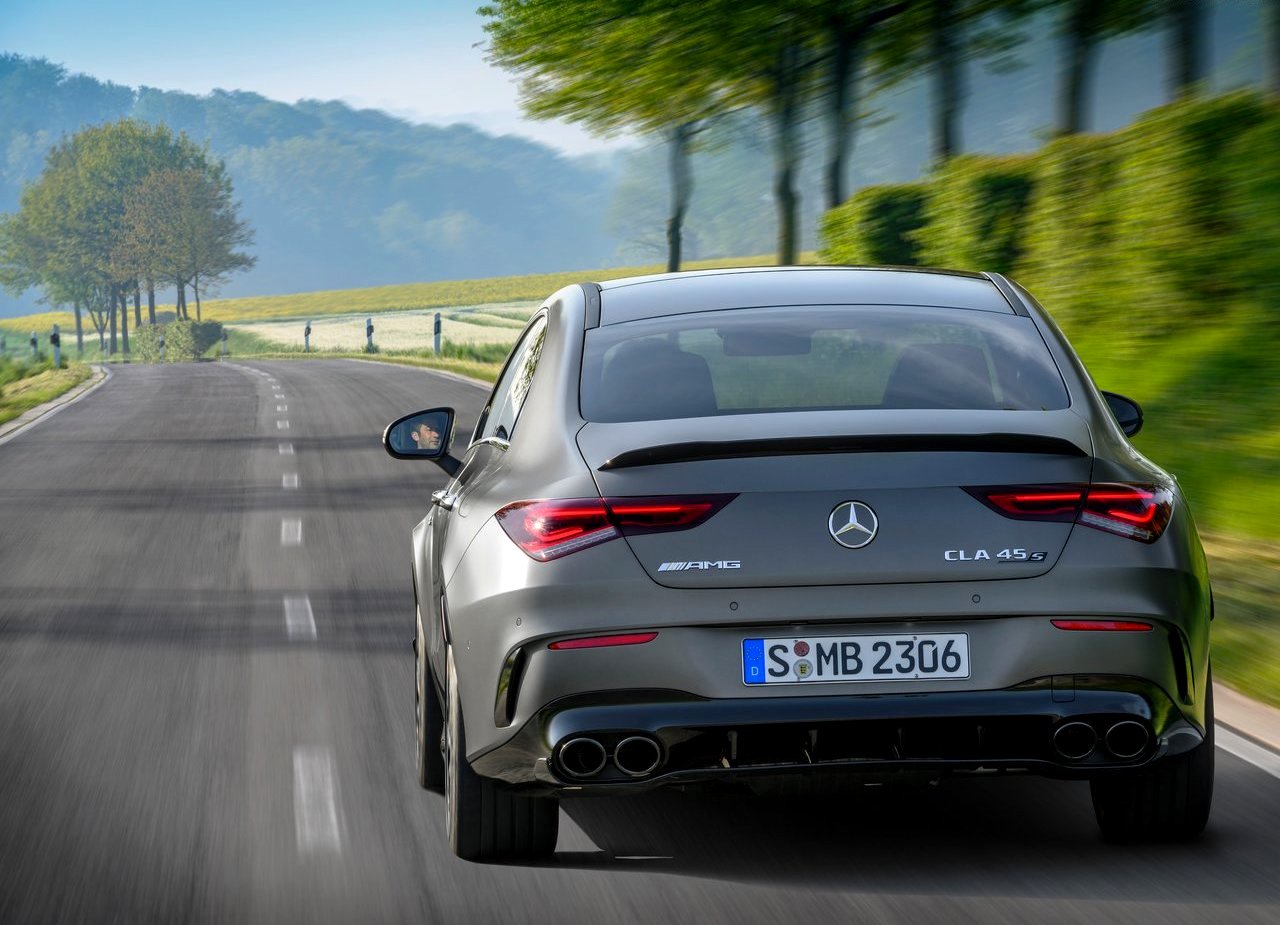 NOVO MERCEDES-AMG CLA 45 OFERECE EMOÇÕES FORTES, foto 19