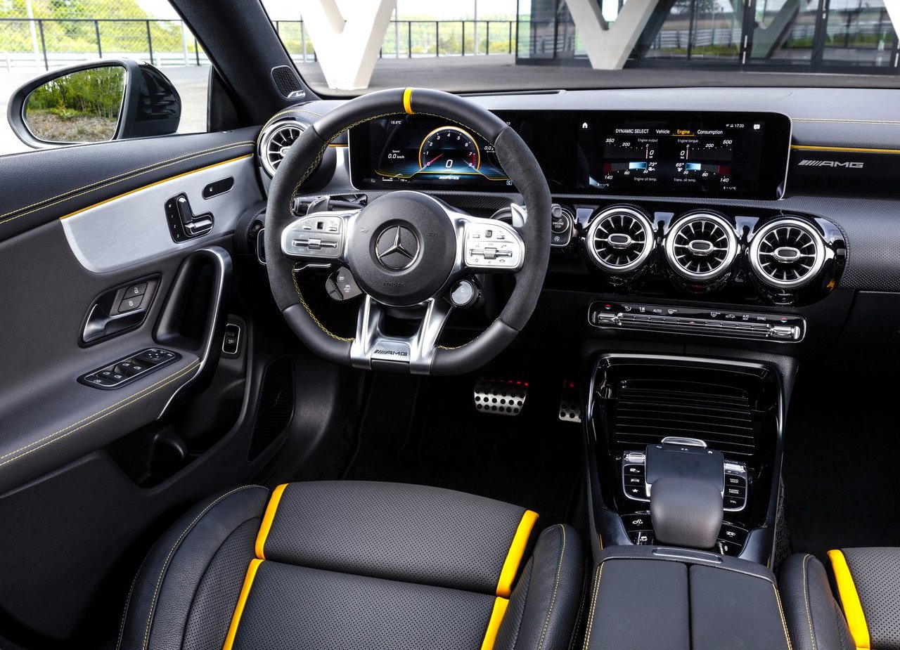 NOVO MERCEDES-AMG CLA 45 OFERECE EMOÇÕES FORTES, foto 30