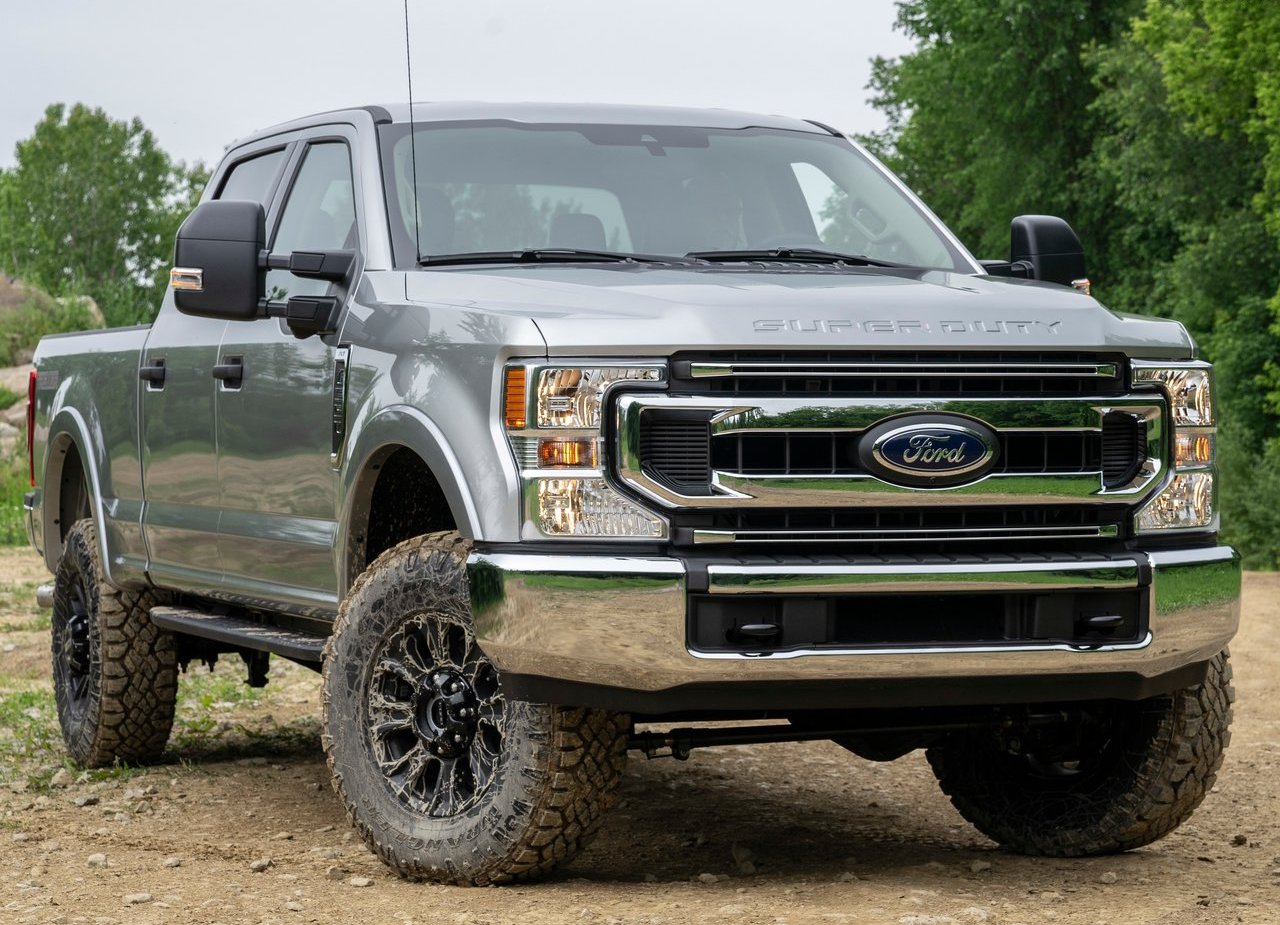 FORD F-SERIES SUPER DUTY TREMOR: COM O SEU COLOSSAL MOTOR V8 DE 7.3 LITROS NÃO TEME NADA, foto 1