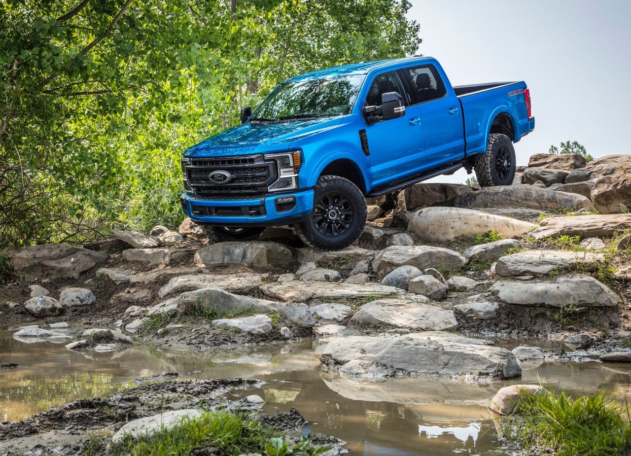 FORD F-SERIES SUPER DUTY TREMOR: COM O SEU COLOSSAL MOTOR V8 DE 7.3 LITROS NÃO TEME NADA, foto 4