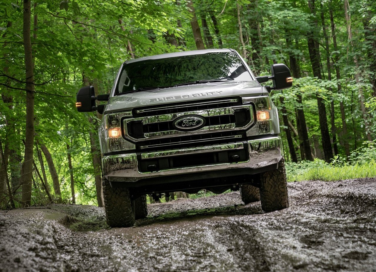 FORD F-SERIES SUPER DUTY TREMOR: COM O SEU COLOSSAL MOTOR V8 DE 7.3 LITROS NÃO TEME NADA, foto 12