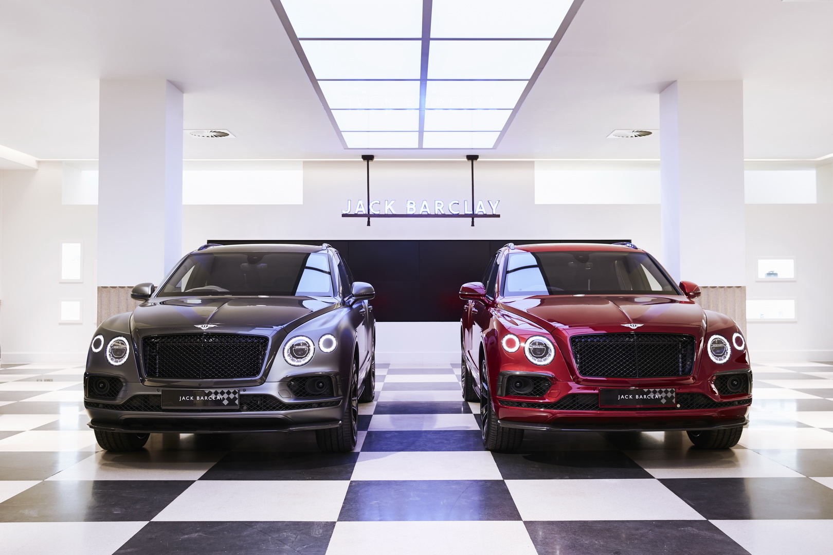 BENTLEY BENTAYGA BUSINESSMAN E SPORTSMAN: DUAS EDIÇÕES EXCLUSIVAS, foto 1