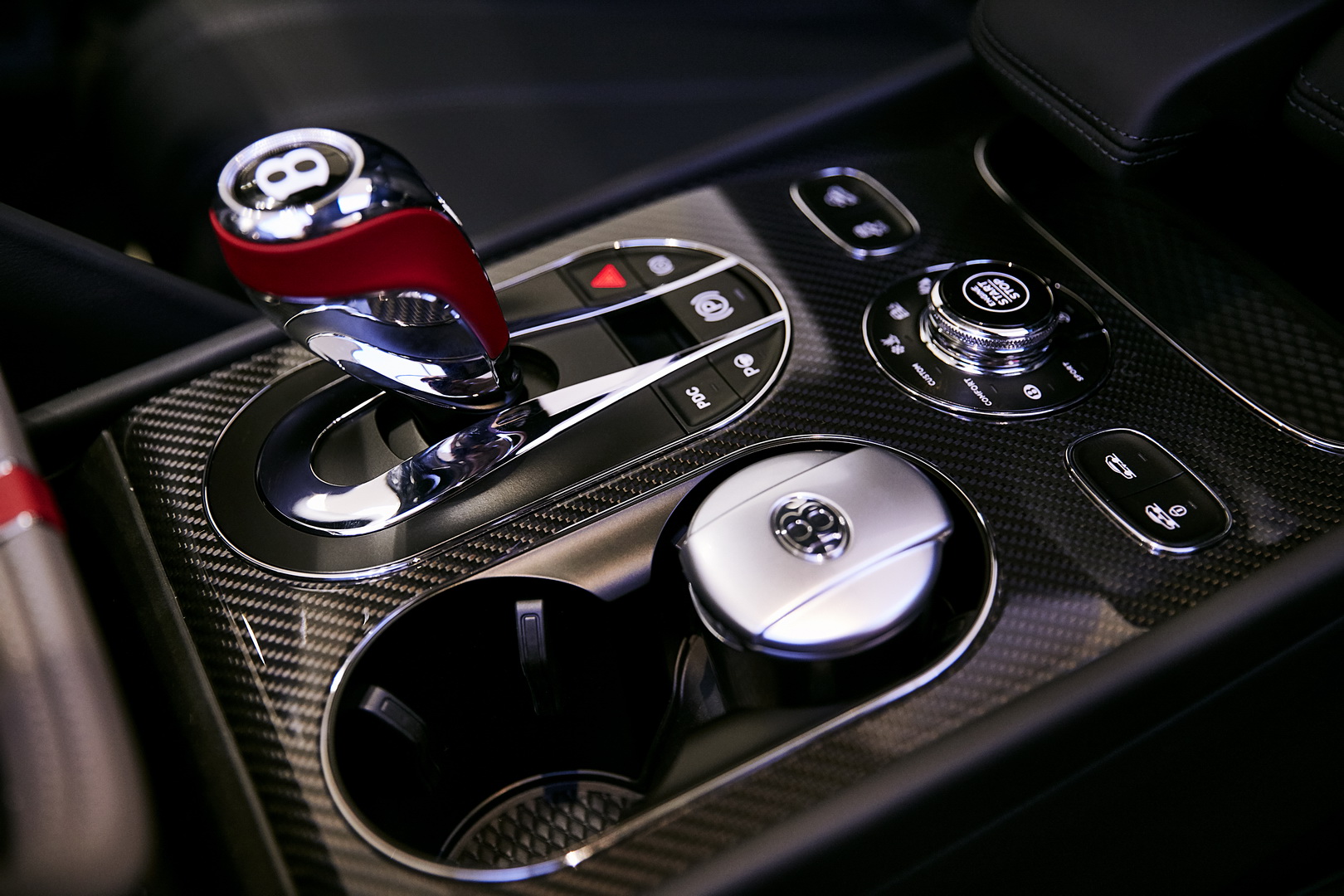 BENTLEY BENTAYGA BUSINESSMAN E SPORTSMAN: DUAS EDIÇÕES EXCLUSIVAS, foto 9
