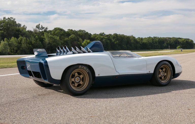 CHEVROLET LEMBRA DOS PROTÓTIPOS DE MOTOR CENTRAL QUE ANTECEDERAM O NOVO CORVETTE, foto 3