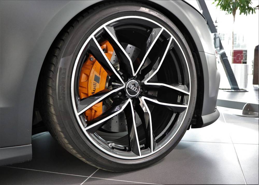 AUDI RS8 PROTOTYPE: O SEDAN ESPORTIVO DE LUXO QUE QUASE CHEGOU, foto 3