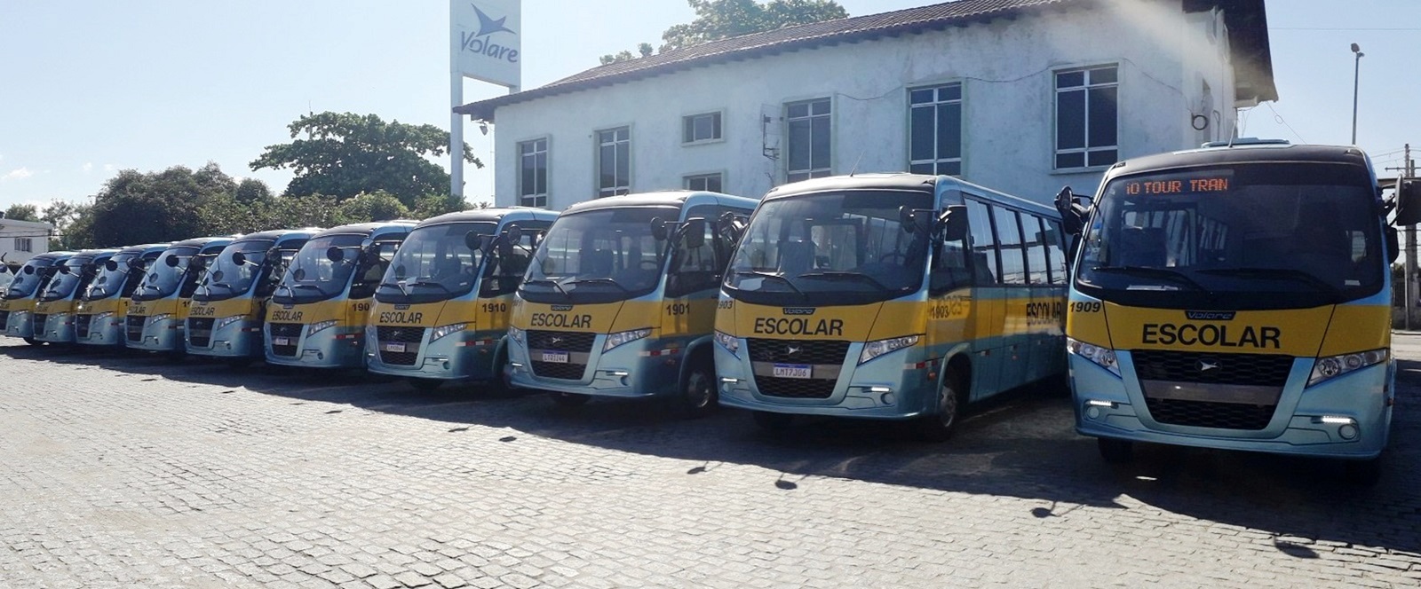 VOLARE FORNECE 16 MICRO-ÔNIBUS FLY 9 ESCOLAR, foto 1