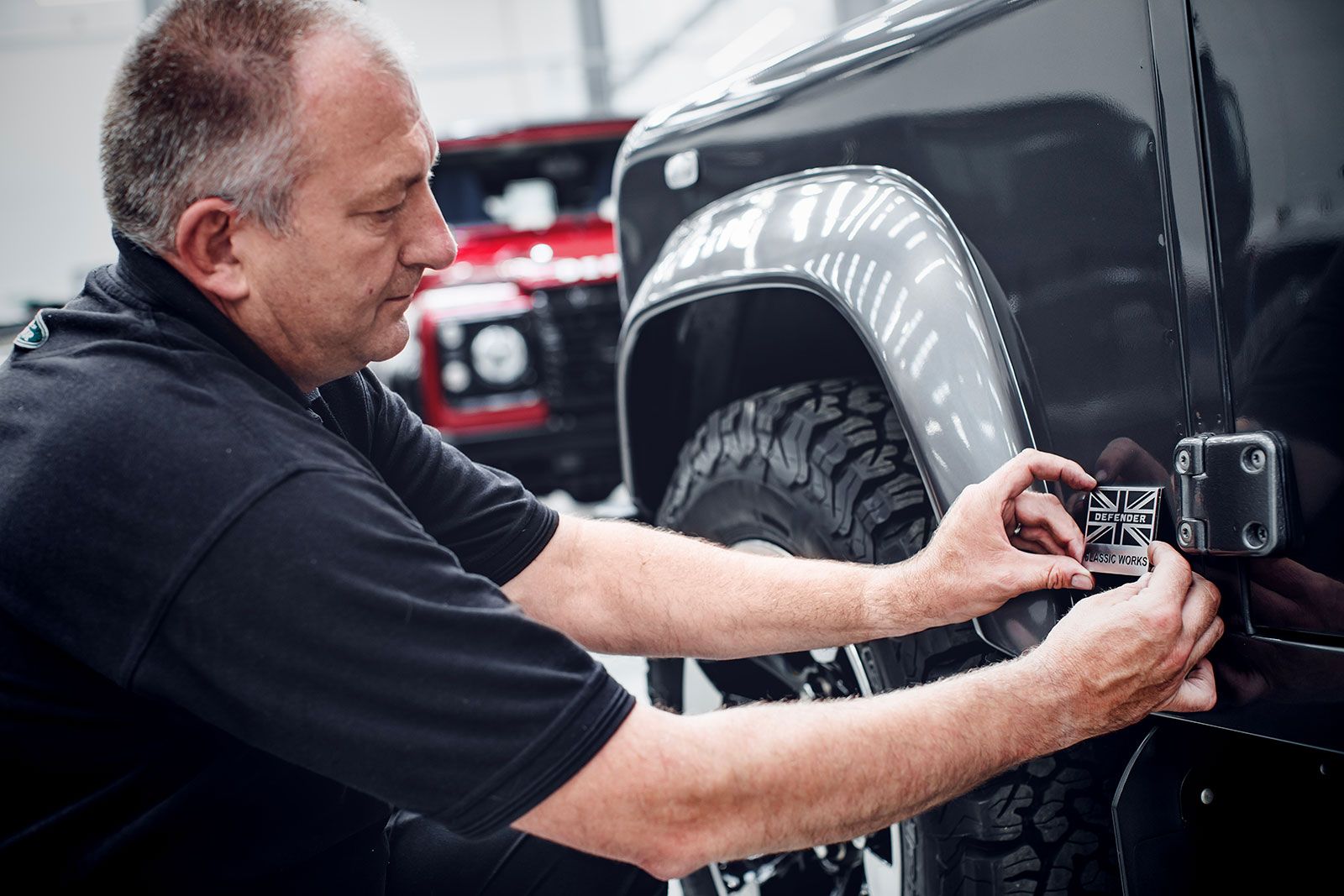 LAND ROVER REVIVE OS SEUS CLÁSSICOS DEFENDER COM A ESSÊNCIA DO DEFENDER WORKS, foto 3