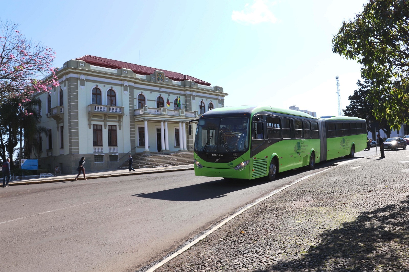VOLVO VENDE 50 ÔNIBUS ARTICULADOS PARA A REPÚBLICA DOMINICANA, NO CARIBE, foto 1