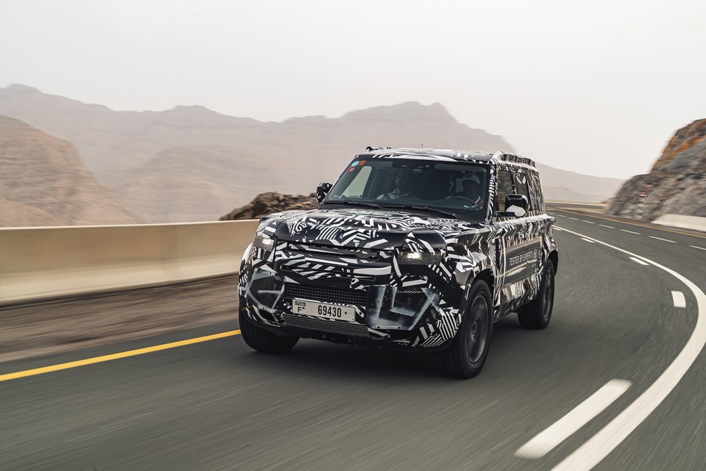 ESPECIALISTAS DA CRUZ VERMELHA LEVAM O PROTÓTIPO DO NOVO LAND ROVER DEFENDER AO LIMITE NO DESERTO PARA CELEBRAR RENOVAÇÃO DA PARCERIA DE 65 ANOS, foto 25