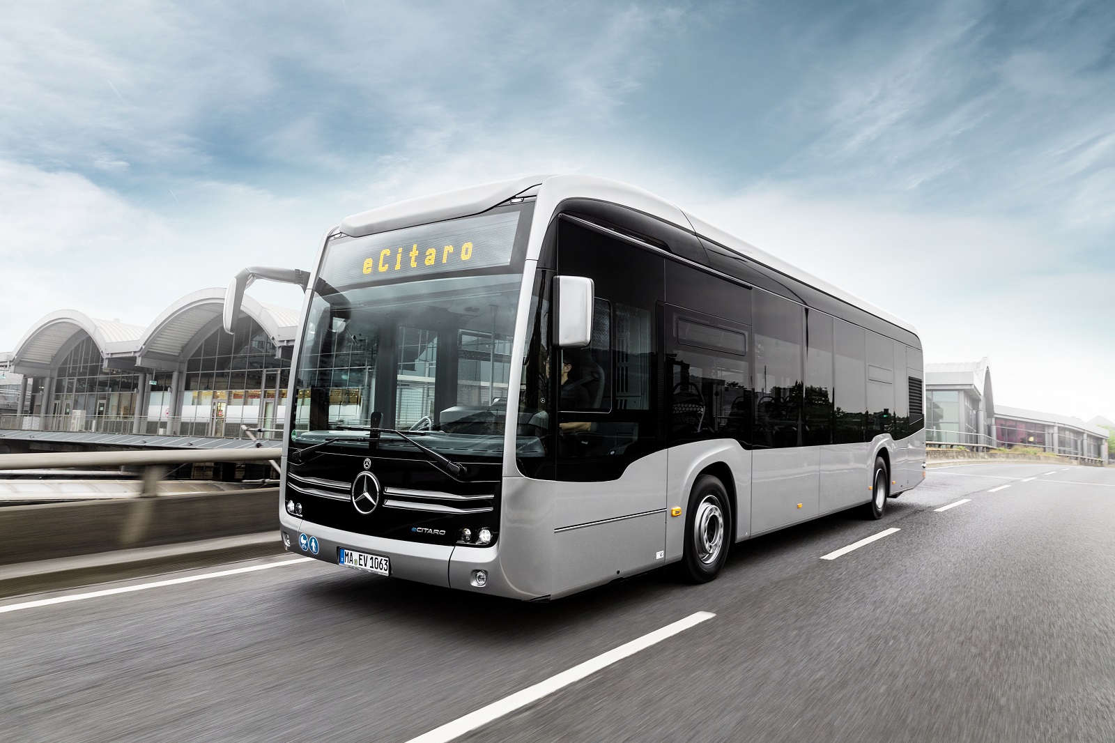 MERCEDES-BENZ INICIA A EXPORTAÇÃO DO ÔNIBUS ELÉTRICO eCITARO, foto 2