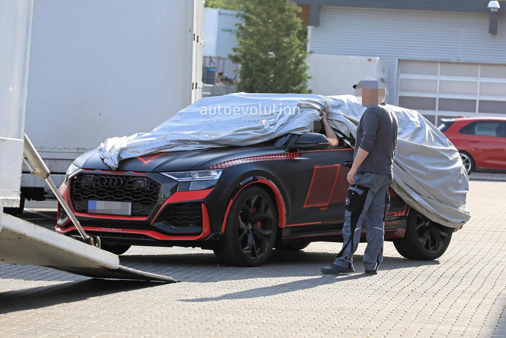 FUTURO AUDI RS Q8 ESTREIA DECORAÇÃO EM SUA PASSAGEM POR NÜRBURGRING, foto 1