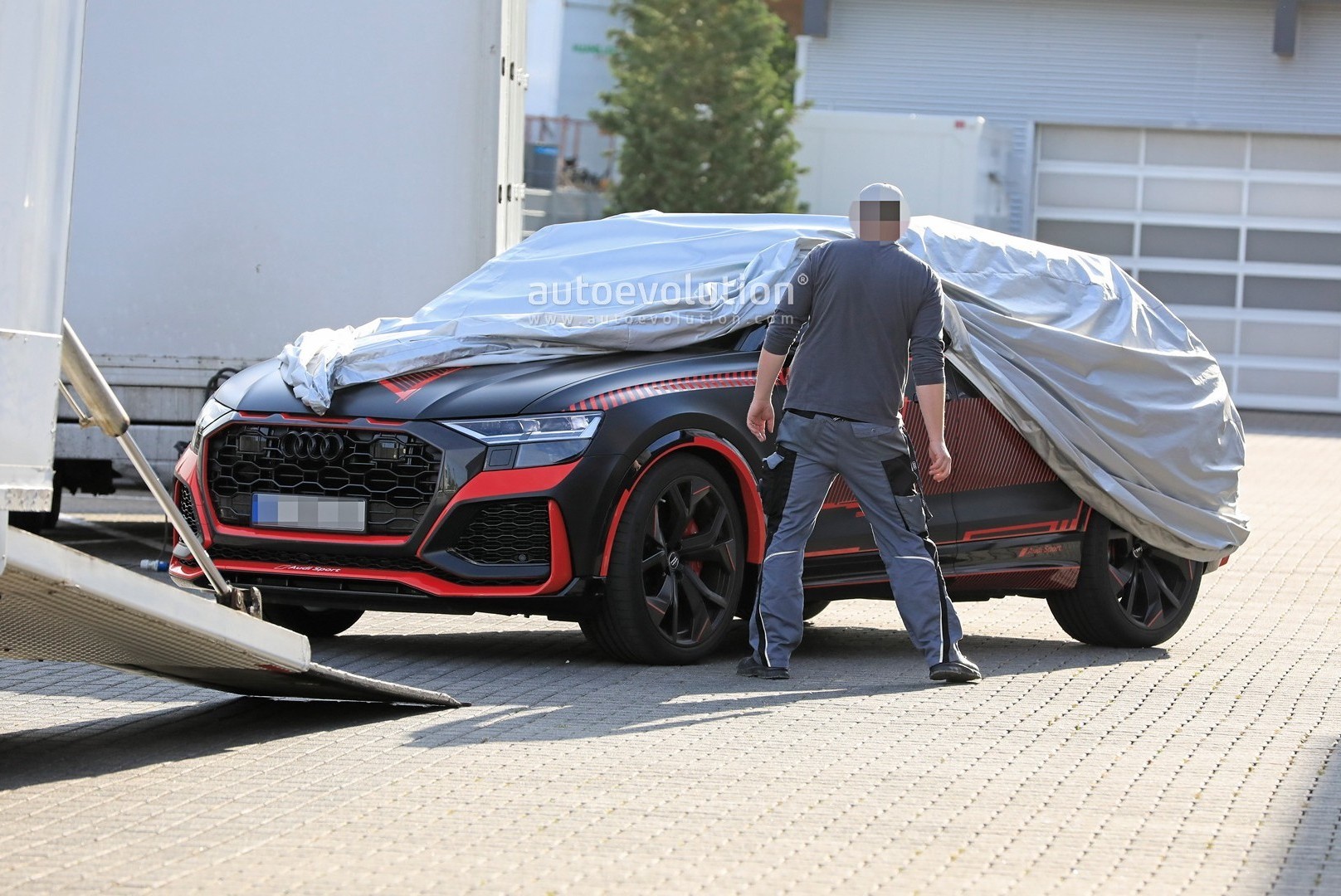 FUTURO AUDI RS Q8 ESTREIA DECORAÇÃO EM SUA PASSAGEM POR NÜRBURGRING, foto 2