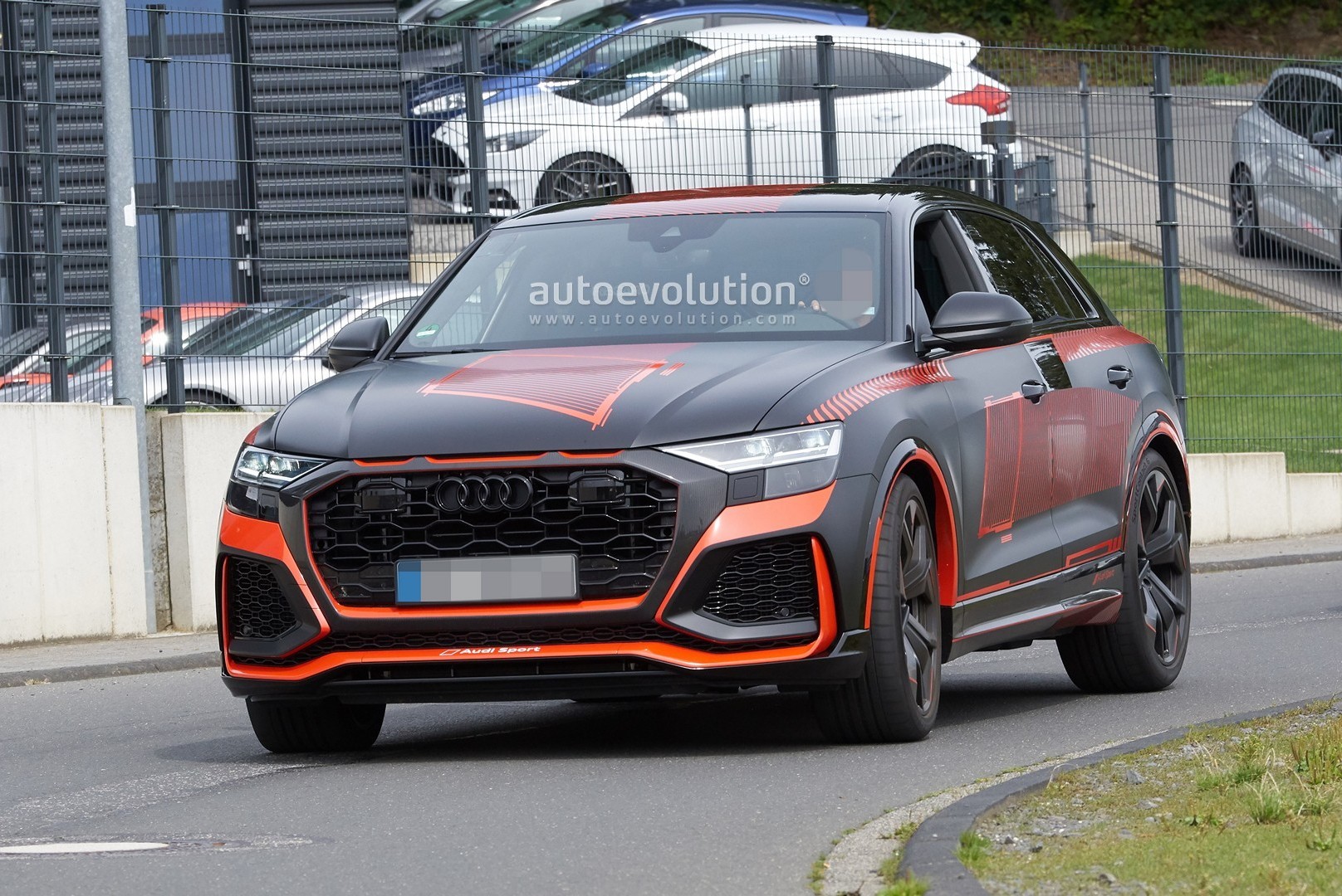 FUTURO AUDI RS Q8 ESTREIA DECORAÇÃO EM SUA PASSAGEM POR NÜRBURGRING, foto 15