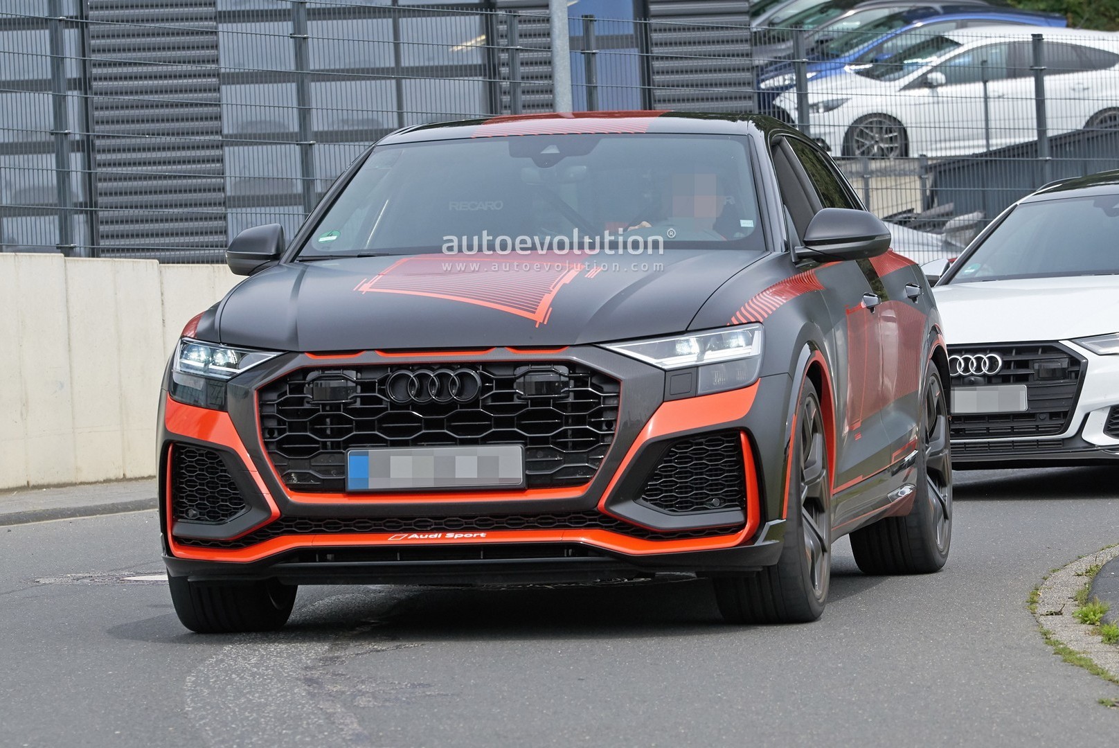 FUTURO AUDI RS Q8 ESTREIA DECORAÇÃO EM SUA PASSAGEM POR NÜRBURGRING, foto 16