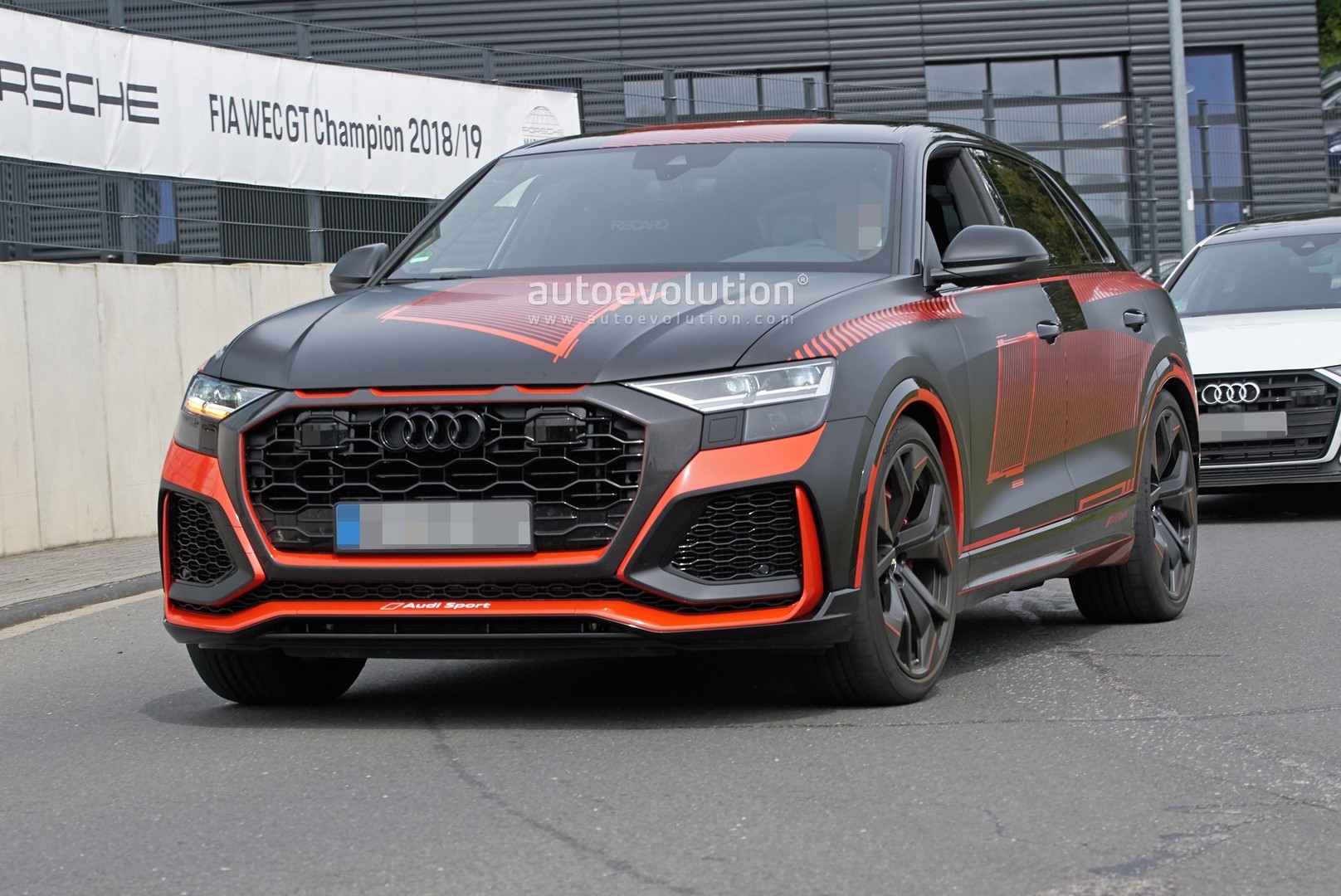 FUTURO AUDI RS Q8 ESTREIA DECORAÇÃO EM SUA PASSAGEM POR NÜRBURGRING, foto 17