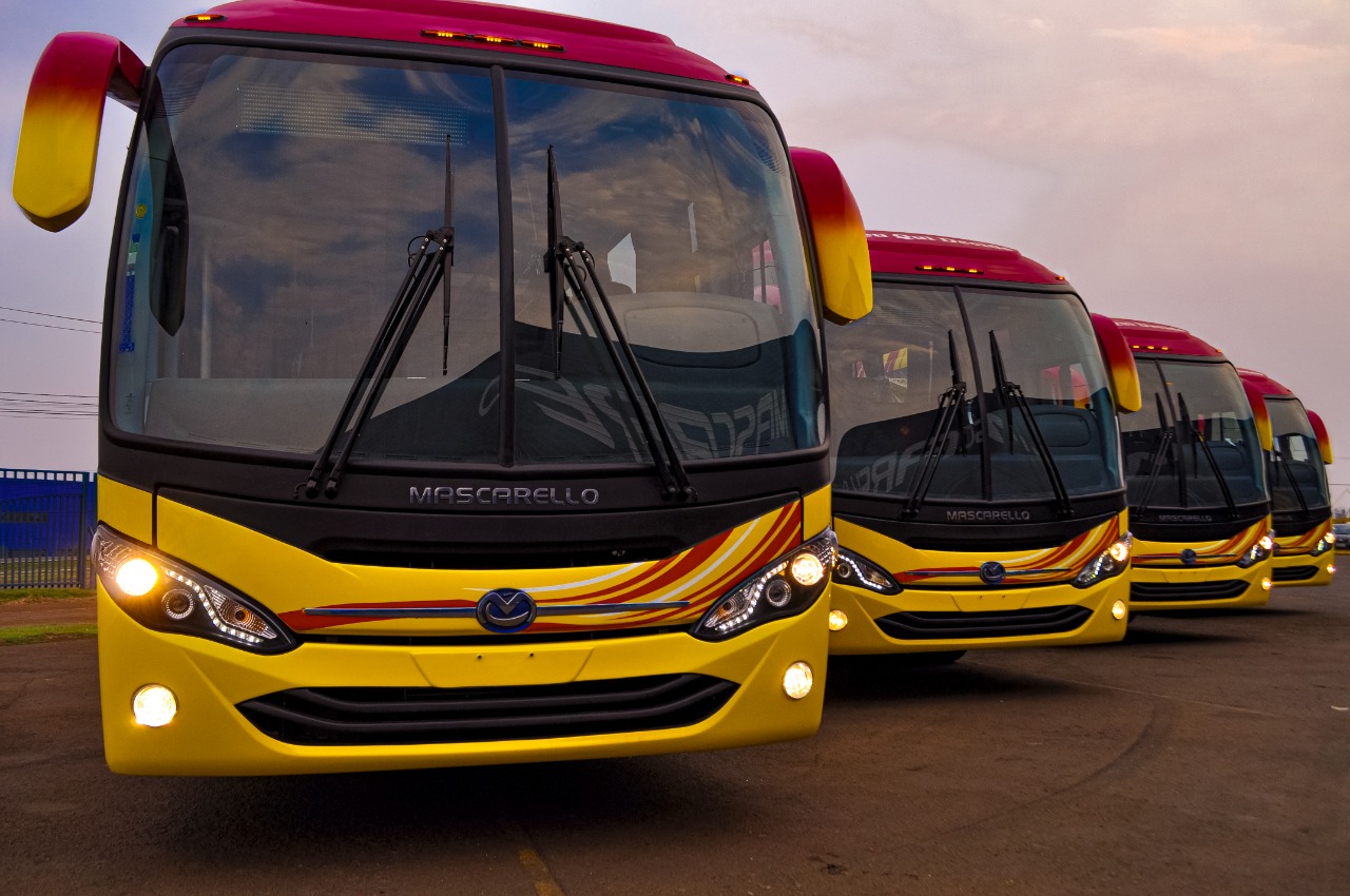 ROTAS DO HAITI GANHAM ÔNIBUS MERCEDES-BENZ APÓS 40 ANOS, foto 4