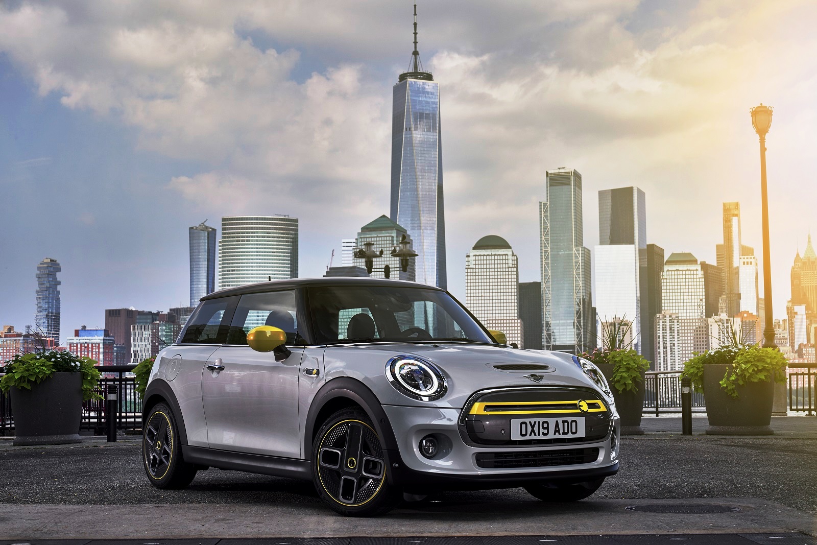 PRIMEIRO MINI PURAMENTE ELÉTRICO É EXIBIDO NA SEMANA DO CLIMA DE NEW YORK, foto 1